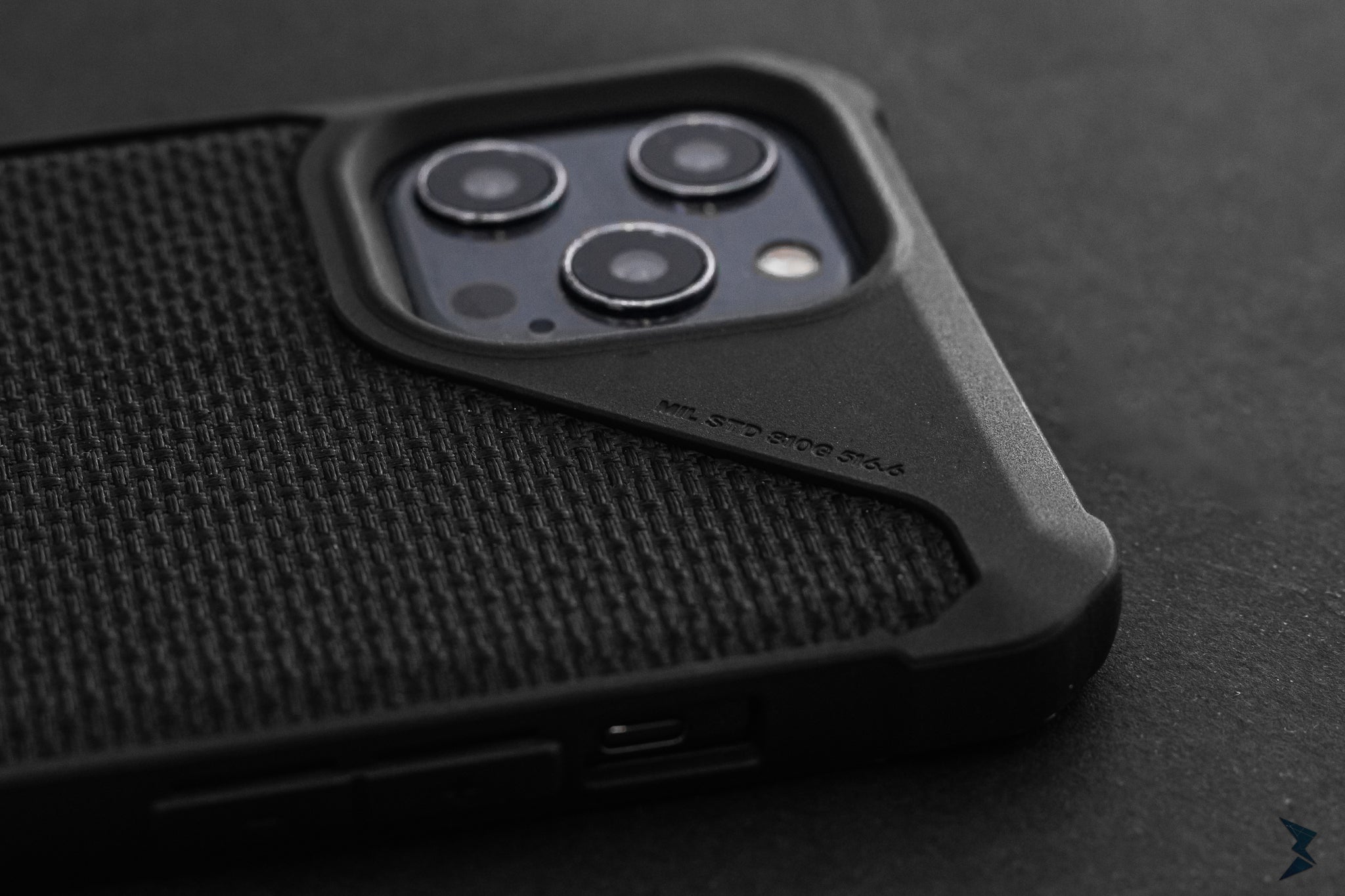 UAG Metropolis Textured Case iPhone 12 / 12 Pro