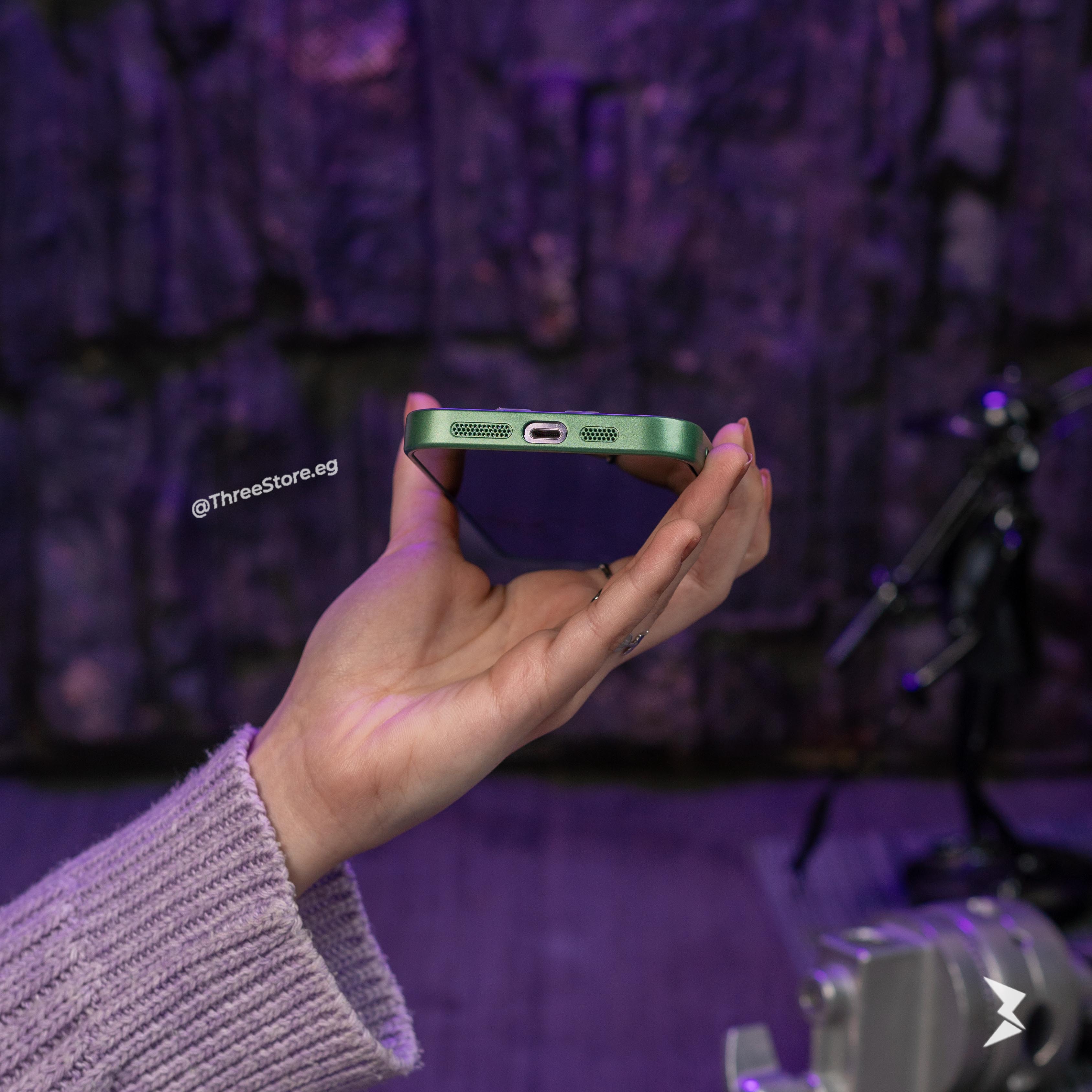 جراب بروش لهاتف iPhone 14 Pro Max، مصنوع من مواد بلاستيكية عالية الجودة