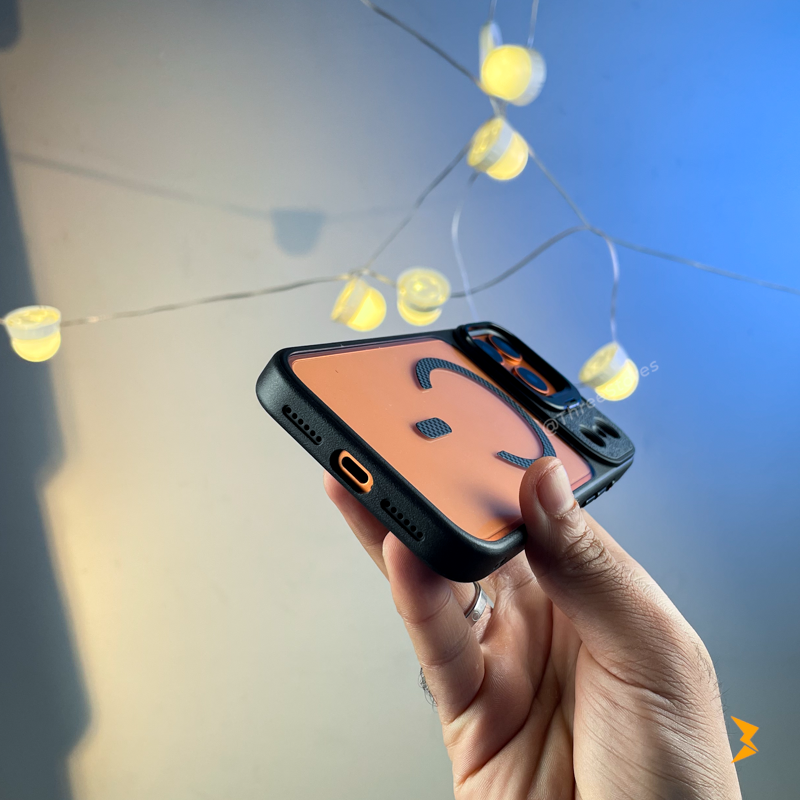 Transa Stand Camera Magsafe Case iPhone 17 Pro Max