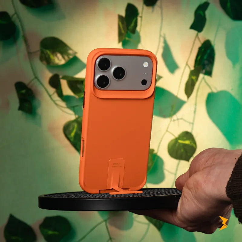 Qi Premium TPU Stand Case 17 Pro Max