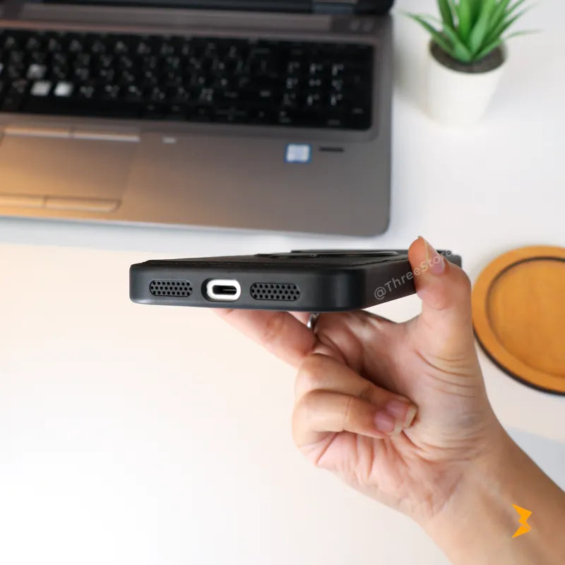 HDD Arena Leather Stand Magsafe Case iPhone 17 Pro Max