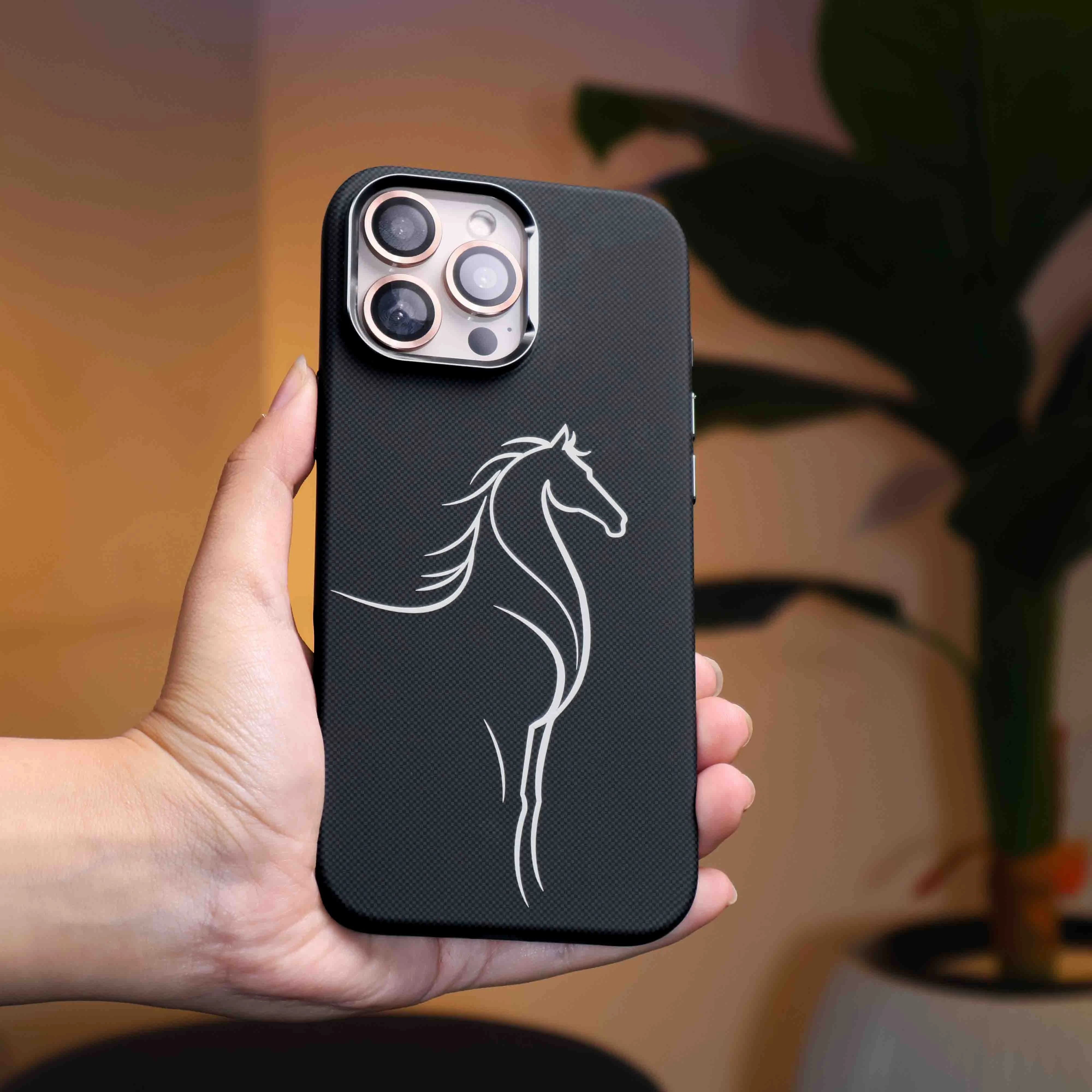 Horse Line Carbon Magsafe Case iPhone 16 Pro Max