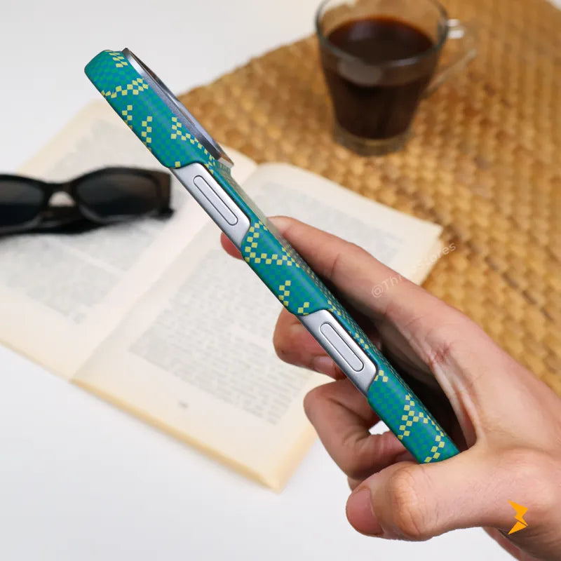 Motif Ultra Slim Magsafe Case iPhone 17 Pro Max