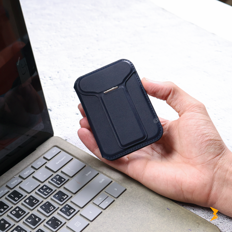 Stand Pocket Magsafe Wallet