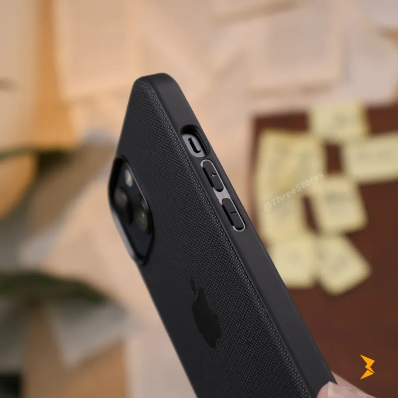 Slim Woven Case iPhone 15