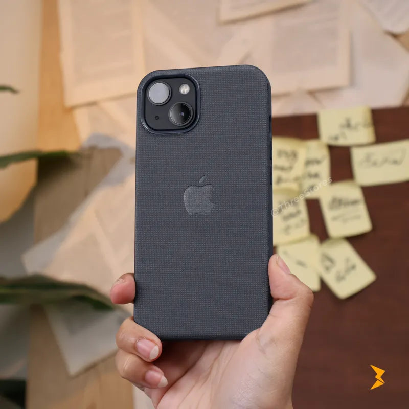 Slim Woven Case iPhone 15
