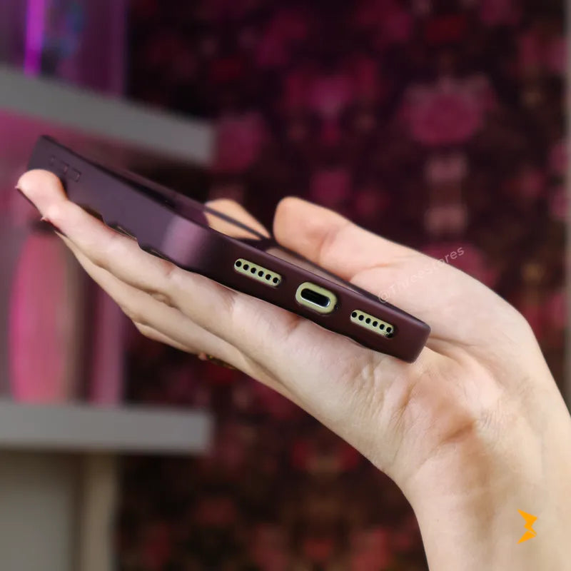 HeartWeave Case iPhone17 Pro Max