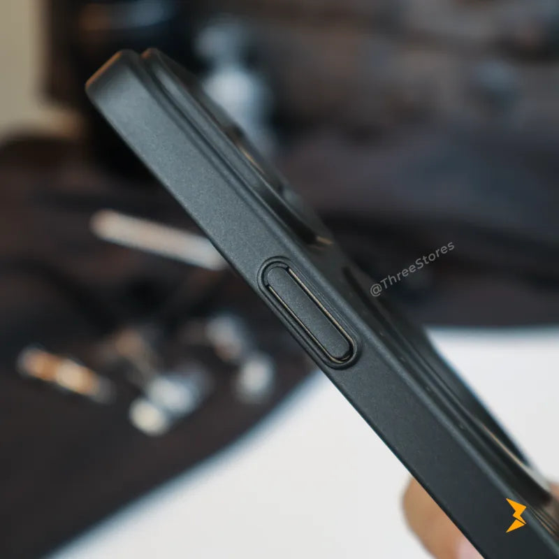 Icy Armor Case iPhone 15 Pro Max