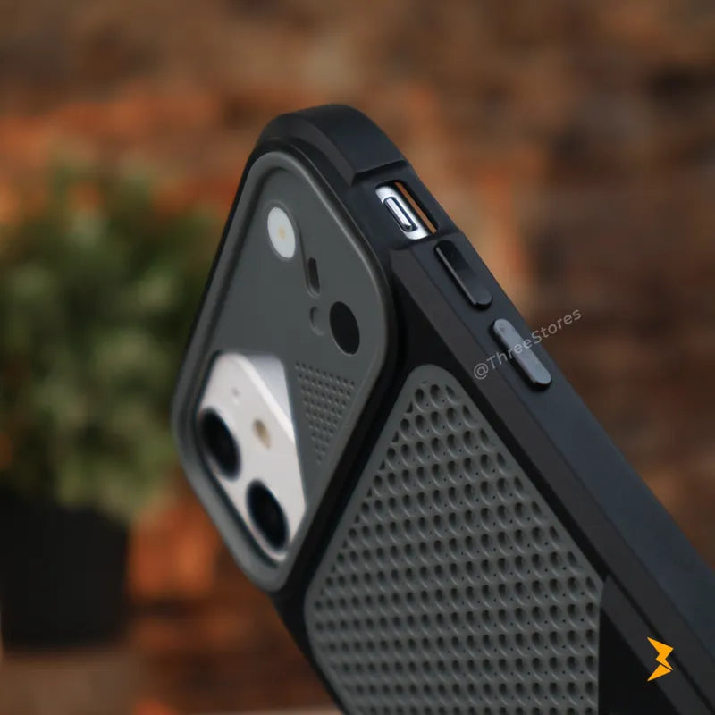 MaxMorph TPU Stand Case iPhone 11