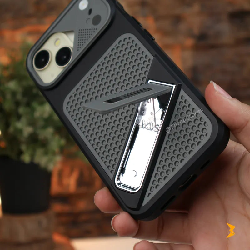 MaxMorph TPU Stand Case iPhone 13/14