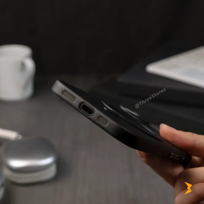 Ultra Lite Silicone Magsafe Case iPhone 16