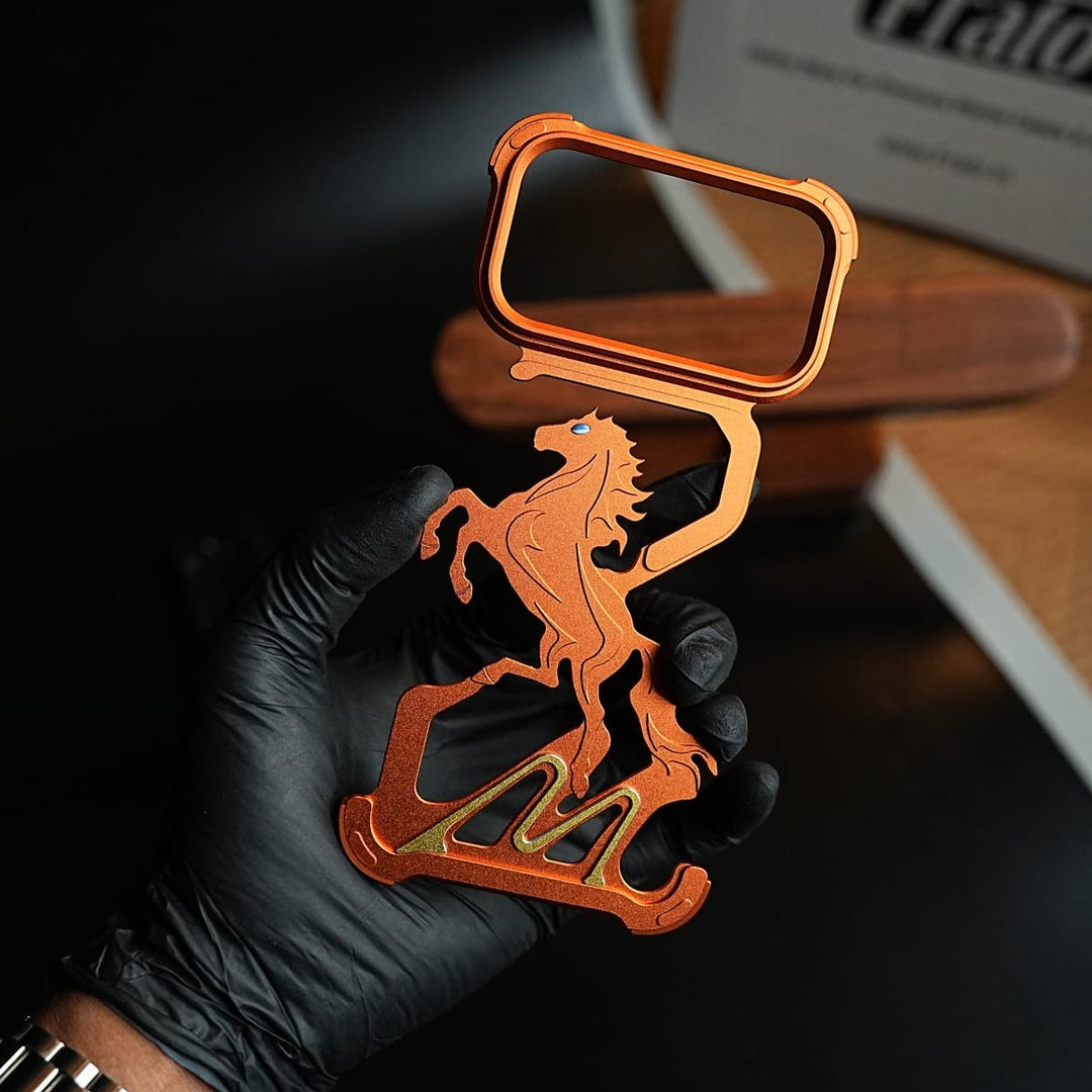 Metal Horse Design Case iPhone 17/18 Pro Max