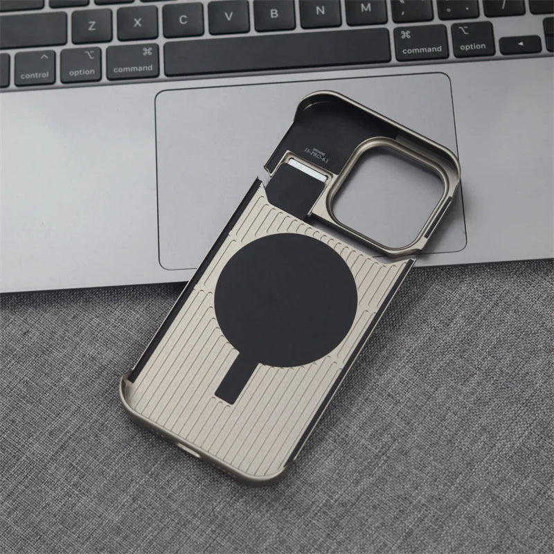 NJOYNY Metal Leather Case iPhone 16 Pro Max