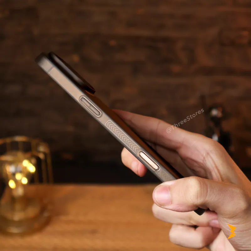 AirSlim Silicone Case iPhone 16 Pro