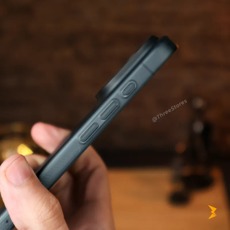 AirSlim Silicone Case iPhone 17 Pro