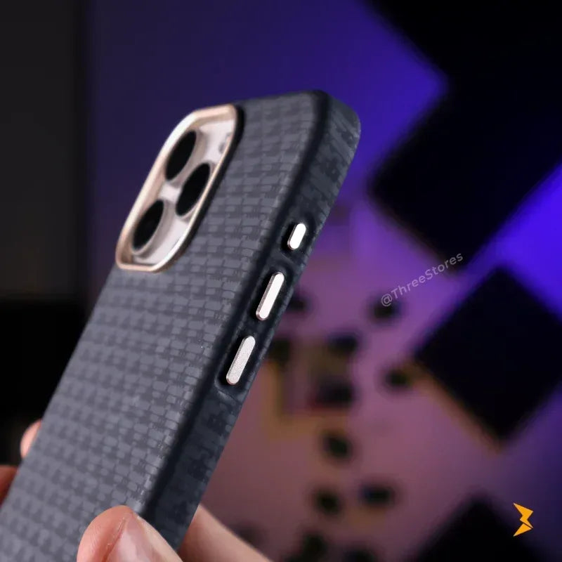 Bigc Delta Case iPhone 16 Pro Max - Three