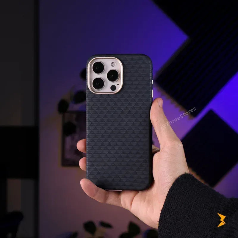 Bigc Delta Case iPhone 16 Pro Max - Three