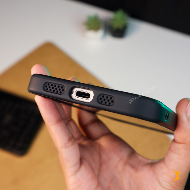 Carbon Blade Magsafe Case iPhone 15 Pro Max