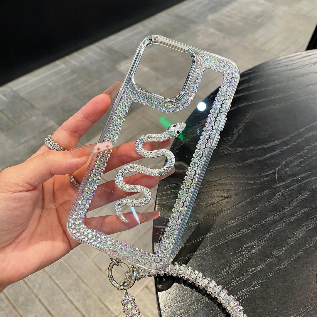 Diamond Snake Case iPhone 16 Pro