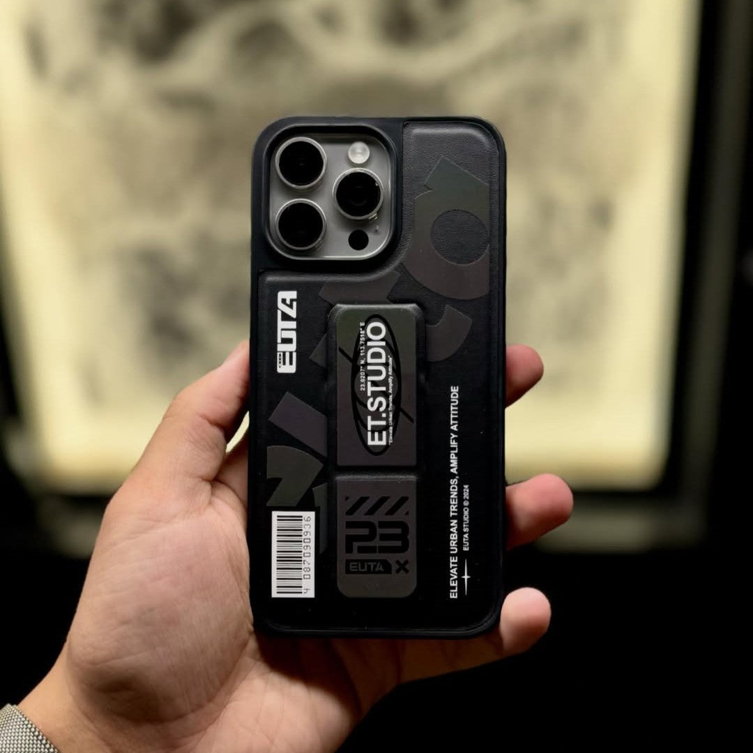 Euta Studio Stand Case iPhone 16 Pro Max