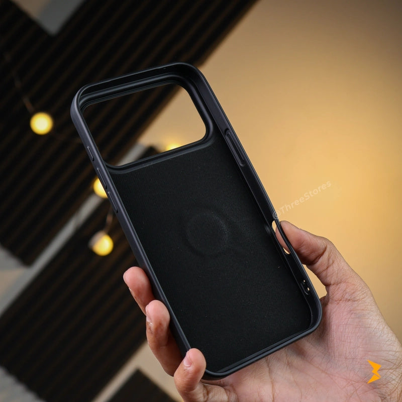 Feral Eye Case iPhone 17 Pro Max