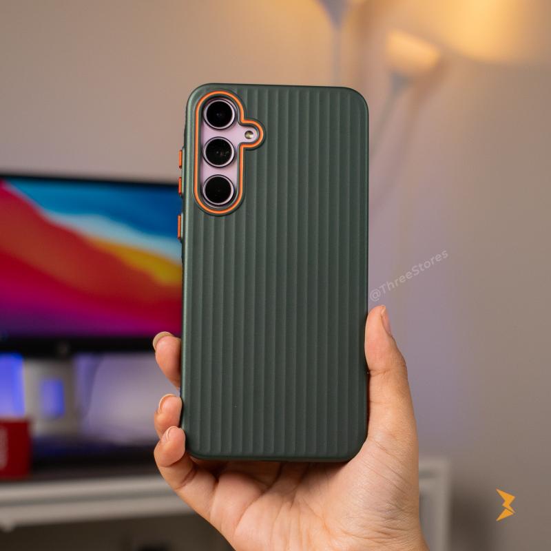 Geometric Stripes Case Samsung A55