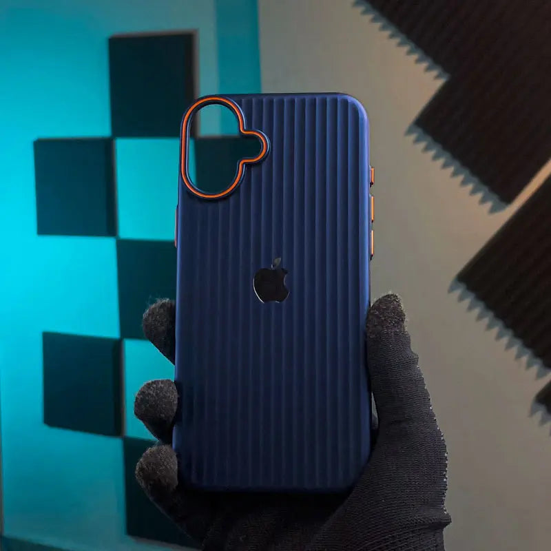Geometric Stripes Case iPhone 16 Plus