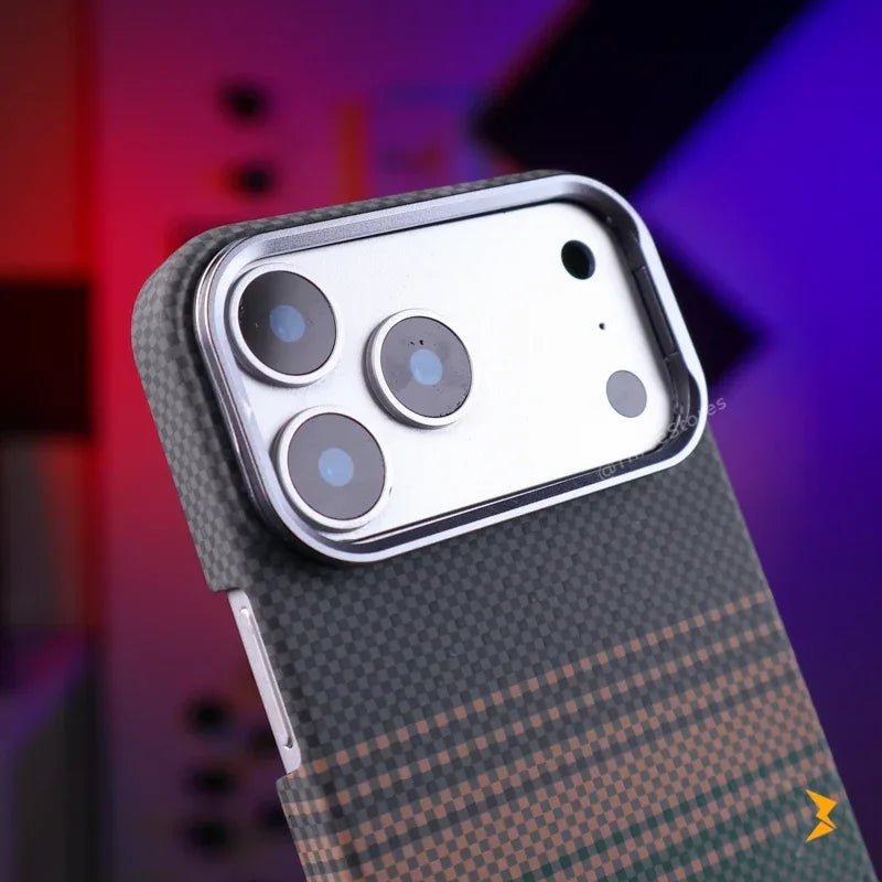 Glory Carbon Magsafe Case iPhone 17 Pro Max - Three