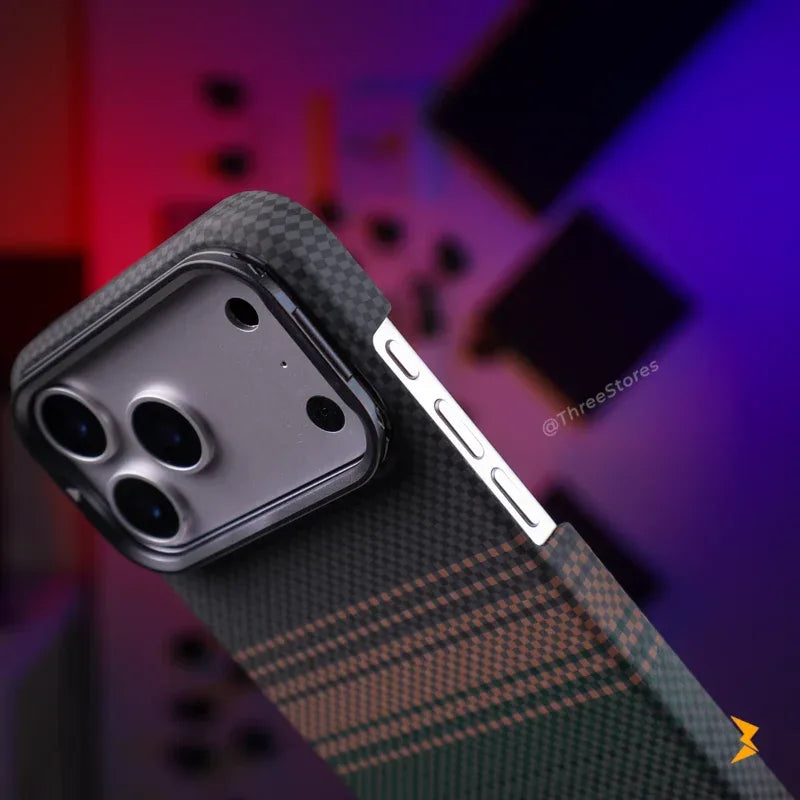 Glory Carbon Magsafe Case iPhone 17 Pro Max - Three
