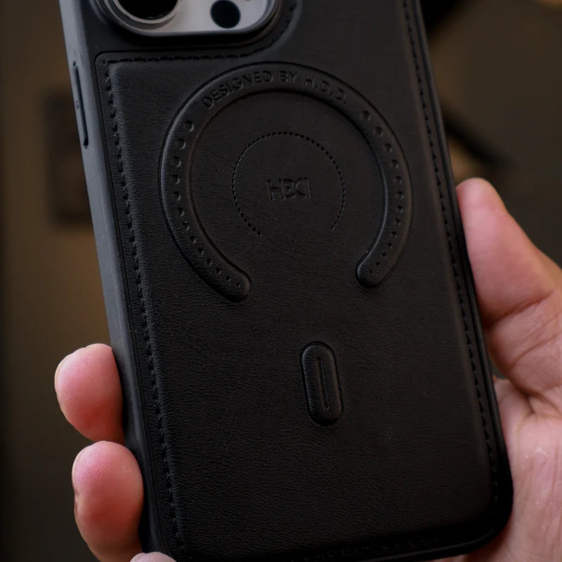 HDD Leather Dots Magsafe Case iPhone 15 Pro Max