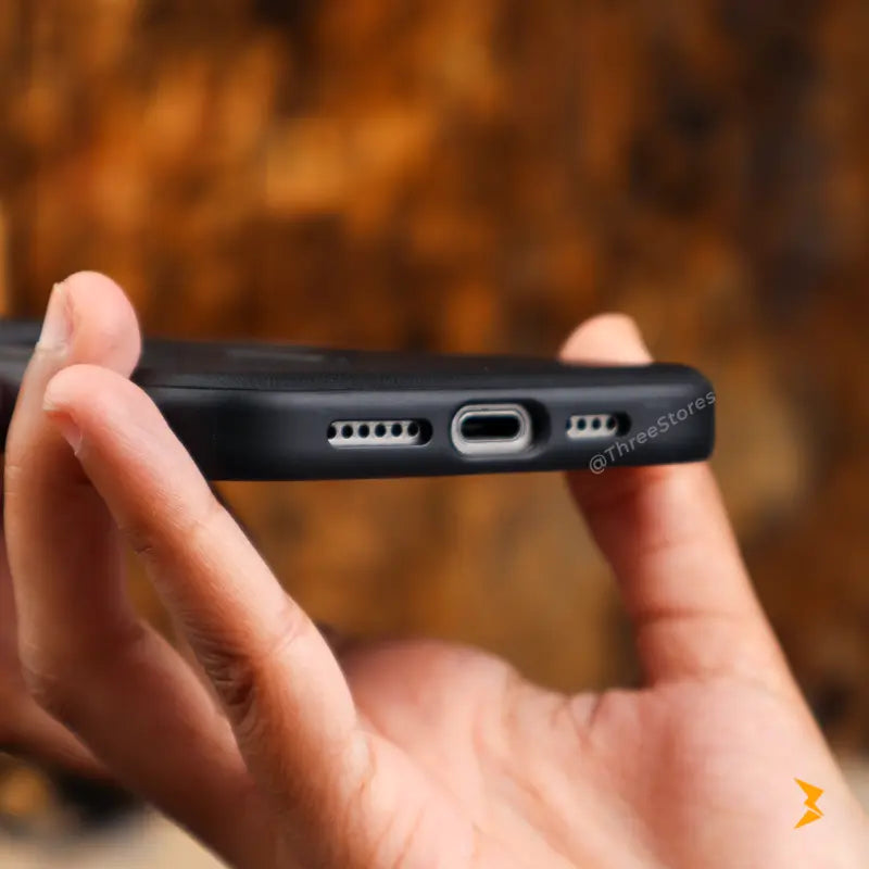 HDD Sigma Stand Magsafe Case iPhone 15 Pro Max