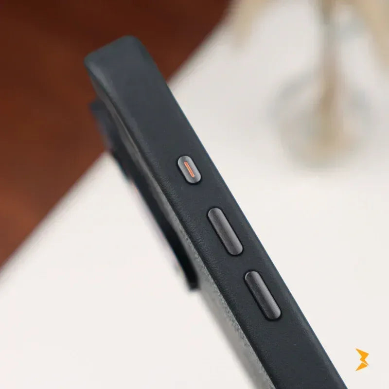 Kajsa Ryzen Case iPhone 16 Pro Max - Three