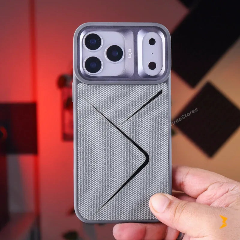 Kajsa Y Magsafe Case iPhone 17 Pro Max - Three