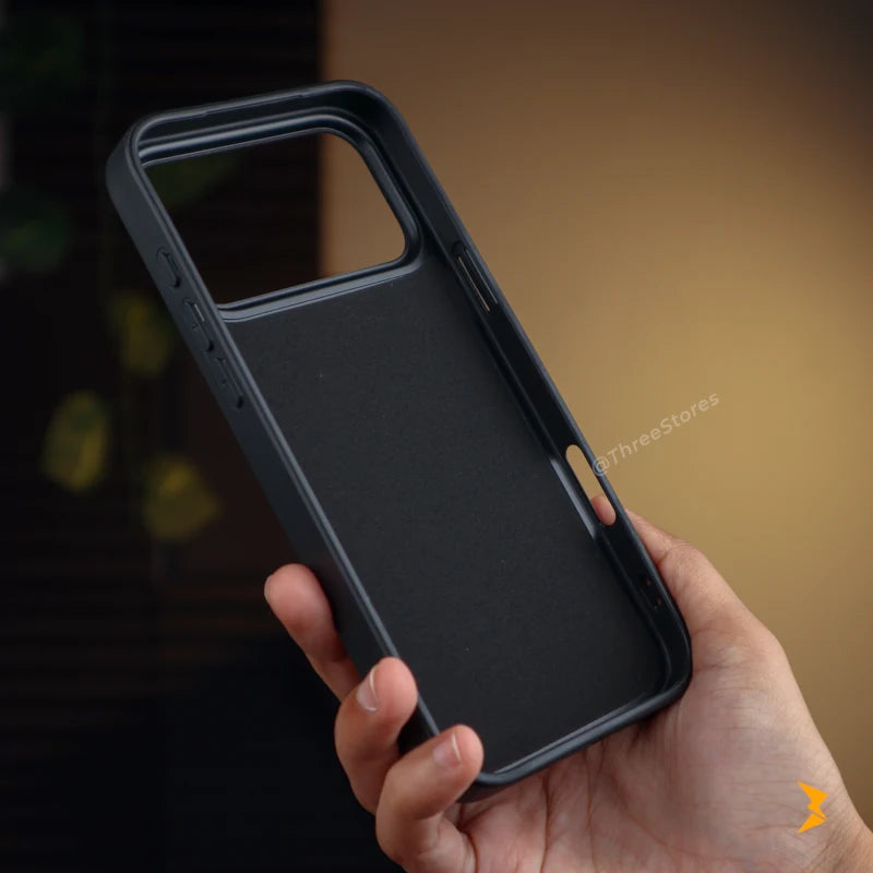 Miu Miu Strass Case iPhone 17 Pro Max