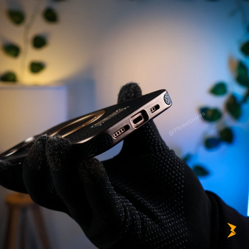 Mosinka Linea Stand Magsafe Case iPhone 16 Pro Max - Three