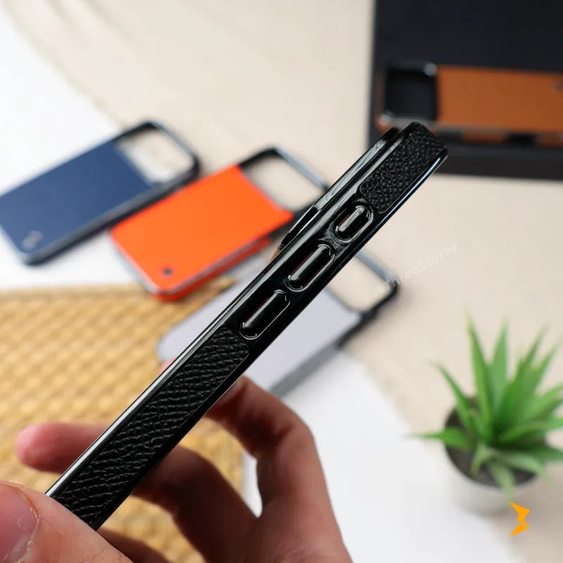 Obsidian Leather Case iPhone 17 Pro Max