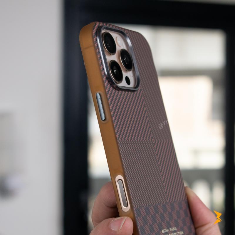 Paika Carbon Fiber Case iPhone 16 Pro Max