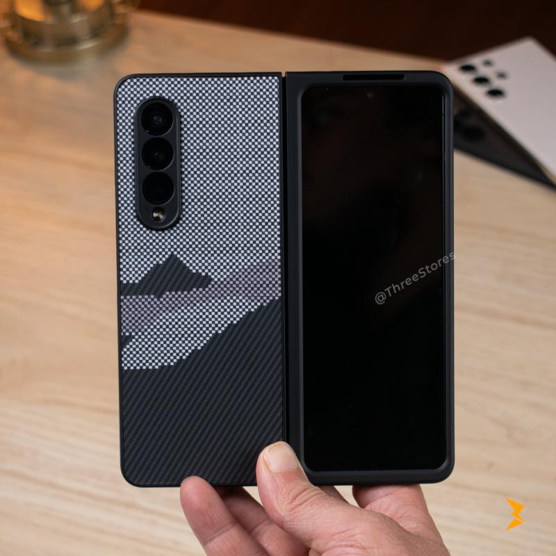 Pixels Carbon Case Samsung Z Fold 3