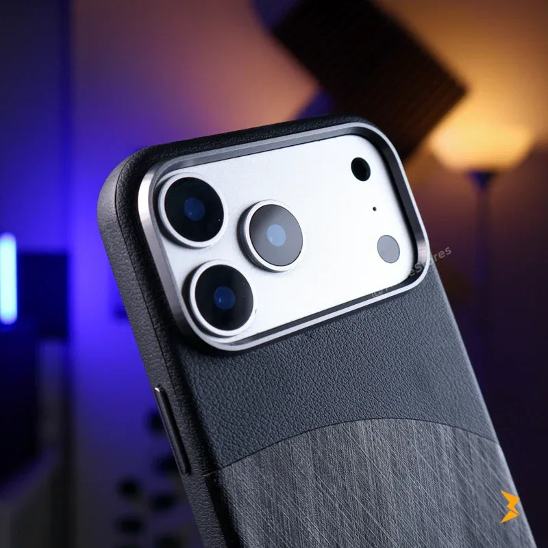 Profile Scratched Case iPhone 17 Pro Max - Three