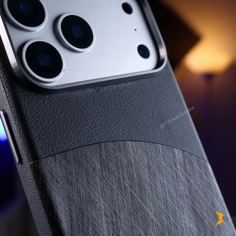 Profile Scratched Case iPhone 17 Pro Max - Three