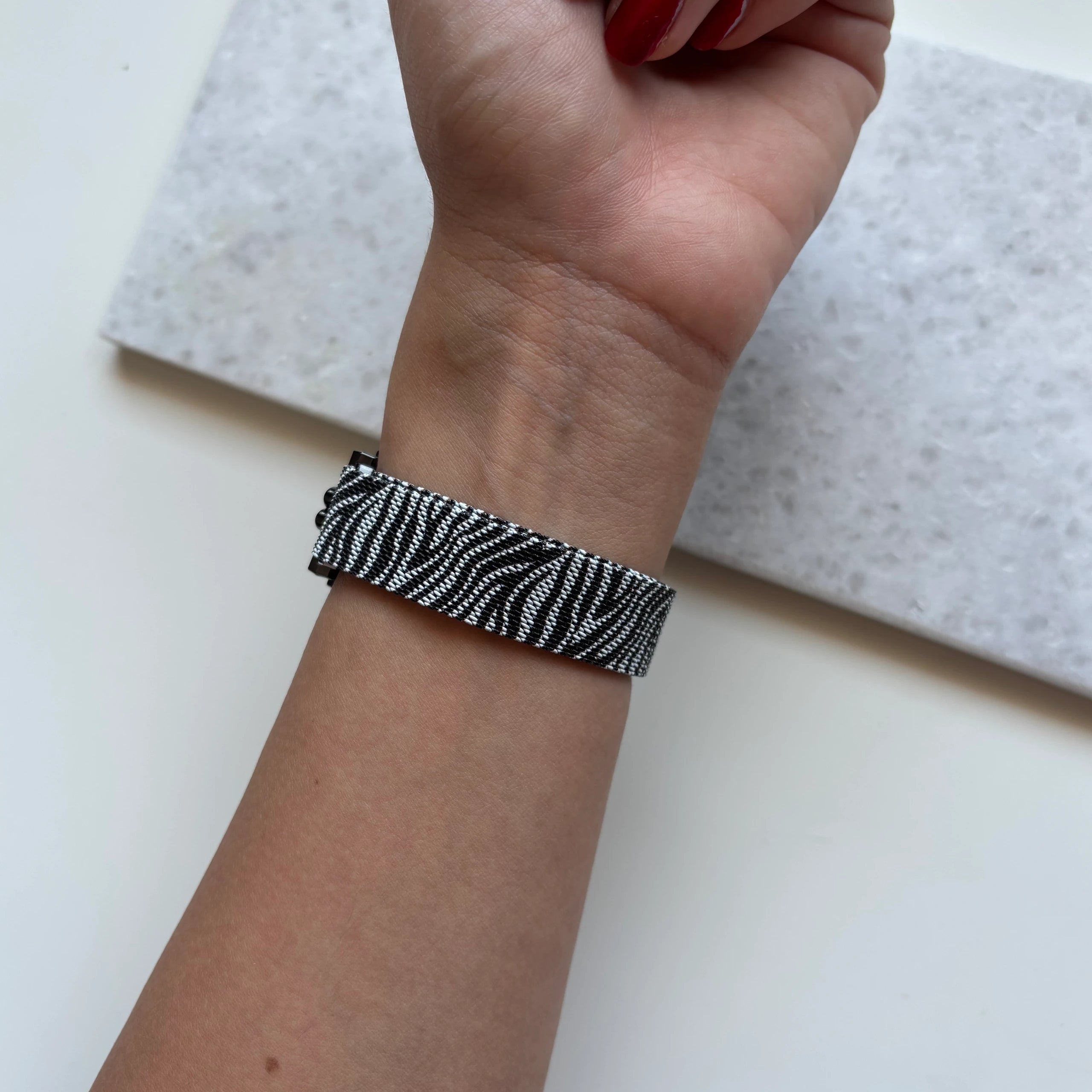 Recci Double Color Magnetic Bracelet for Apple Watch