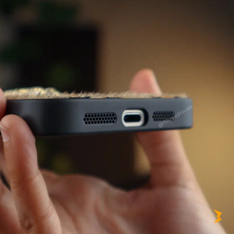 Roar Strass Case iPhone 16 Pro Max