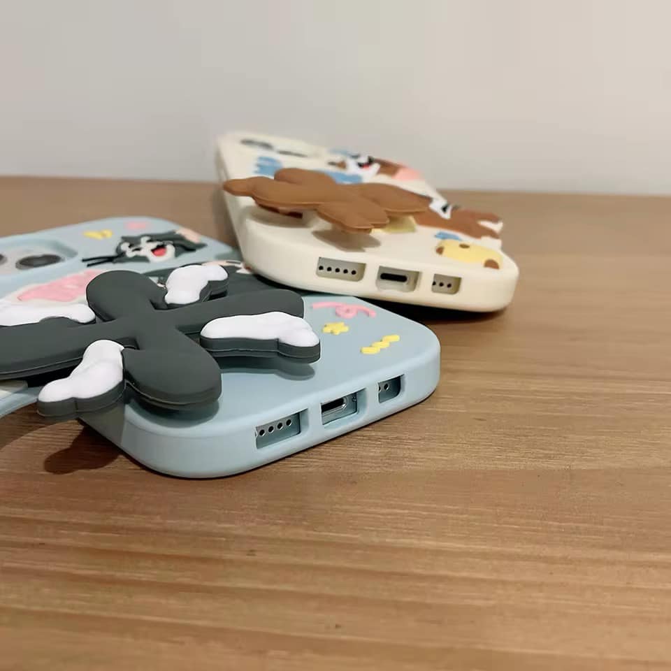 Run Tom & Jerry Silicone Case iPhone 13