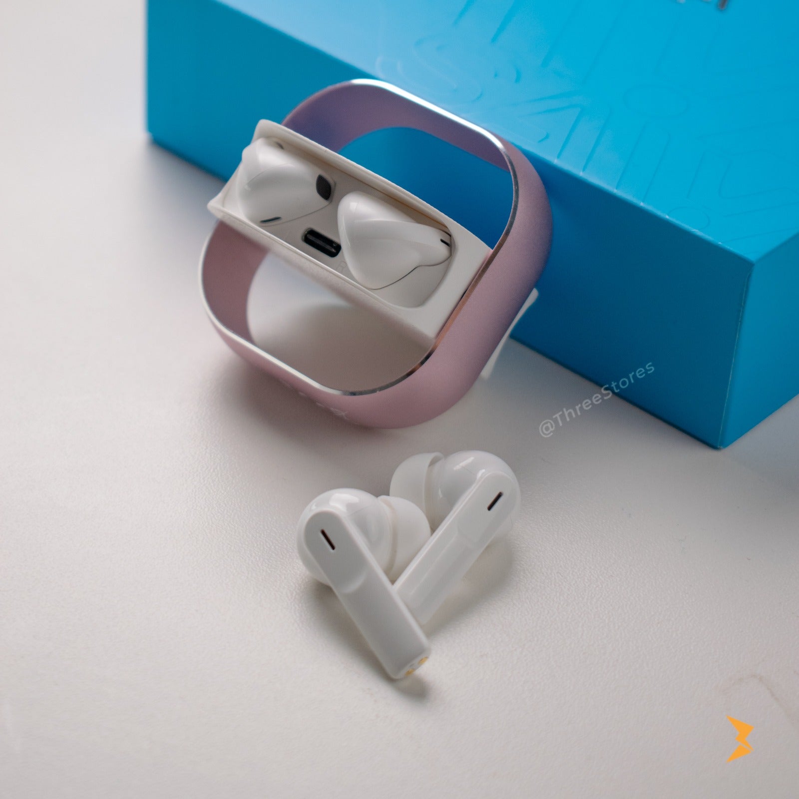 SAWA Couples 4 in 1 Wireless Earphones