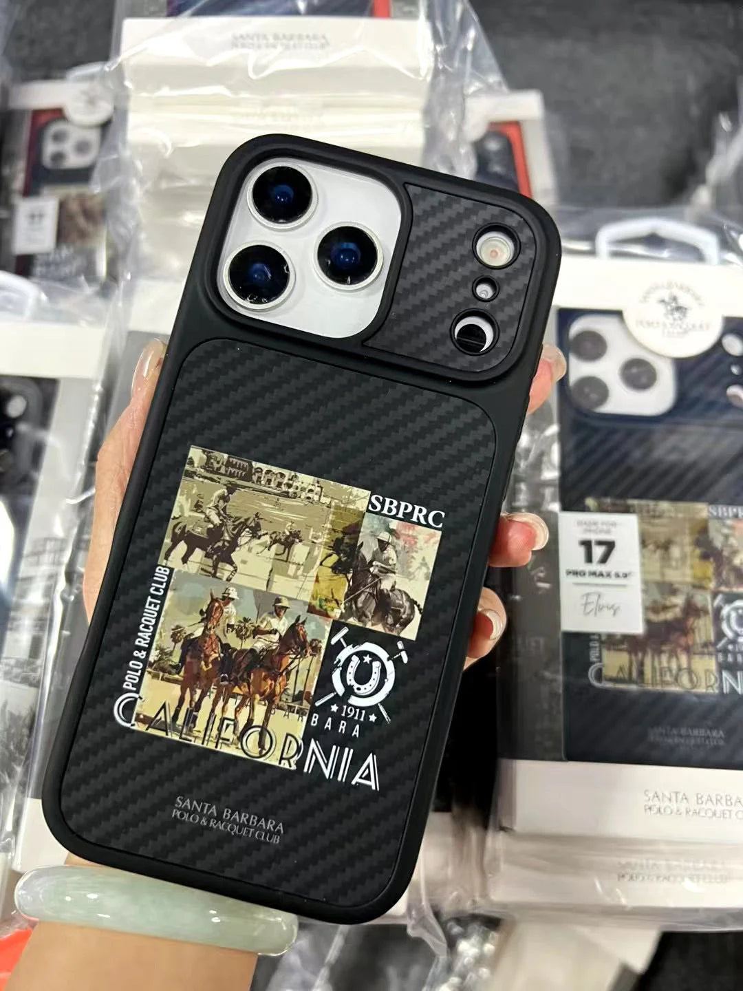 Santa California Magsafe Case iPhone 17 Pro Max