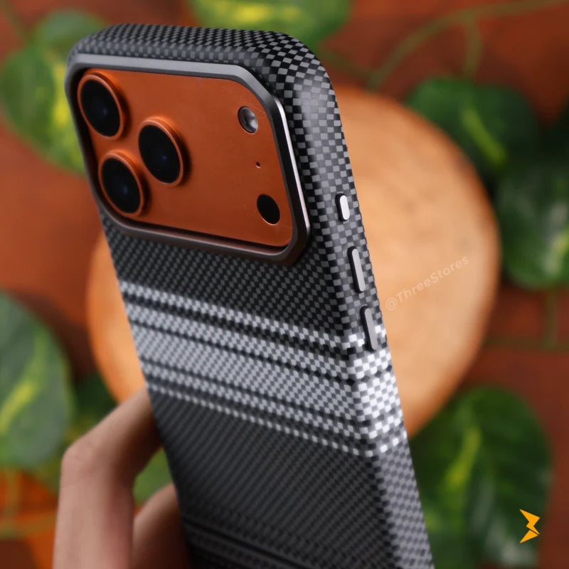 Shine Carbon Magsafe Wallet Case iPhone 17 Pro Max