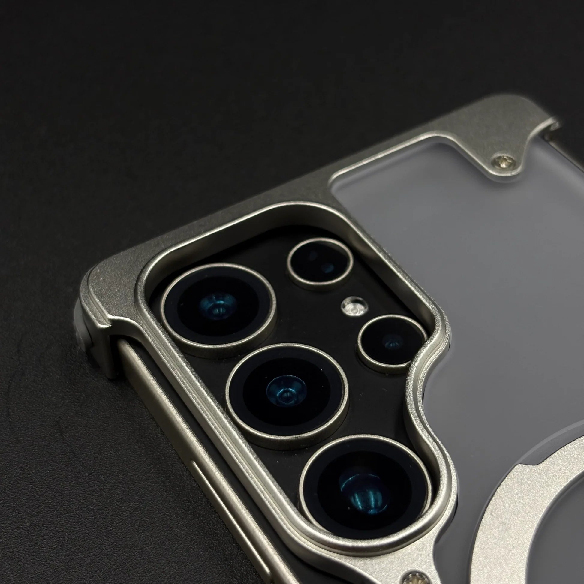 Smokey Metal Stand Magsafe Case Samsung S25 Ultra