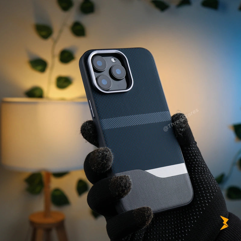 Sova Square Case iPhone 16 Pro Max - Three