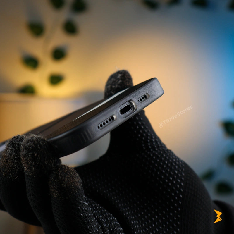 Sova Square Case iPhone 16 Pro Max - Three