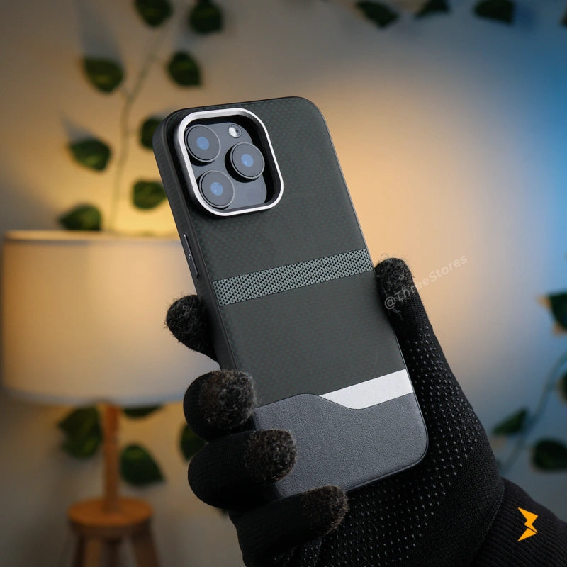 Sova Square Case iPhone 16 Pro Max - Three